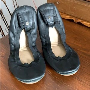 Yosi Samra black ballet flat